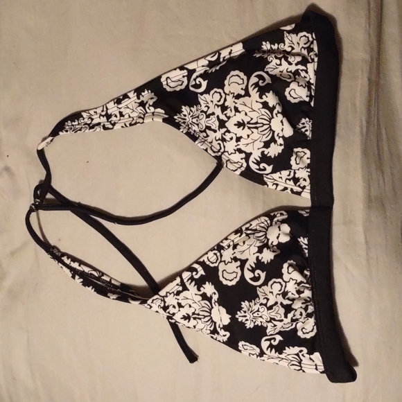 Black & White Swim Top - Picture 1 of 3